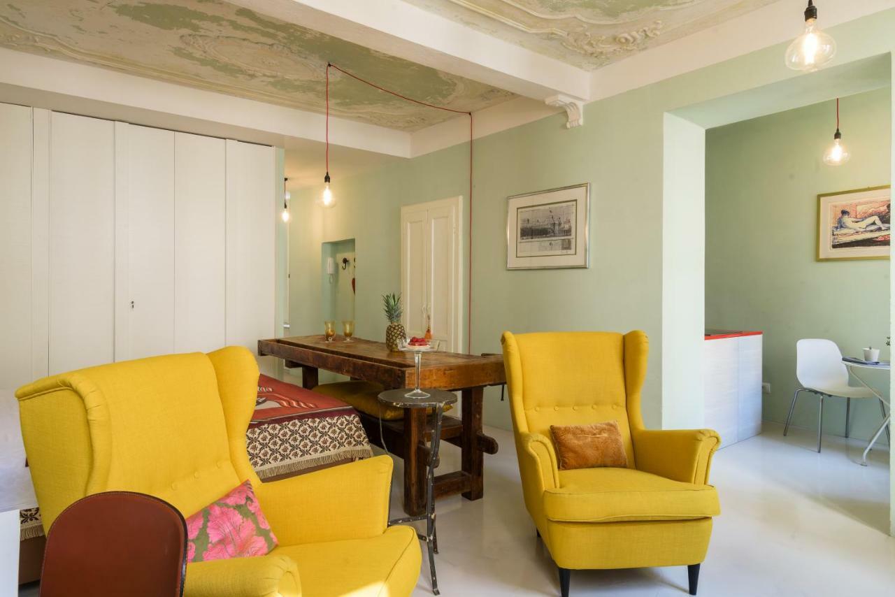 Duomo Luxury Suite - By Myhomeincomo Exteriör bild